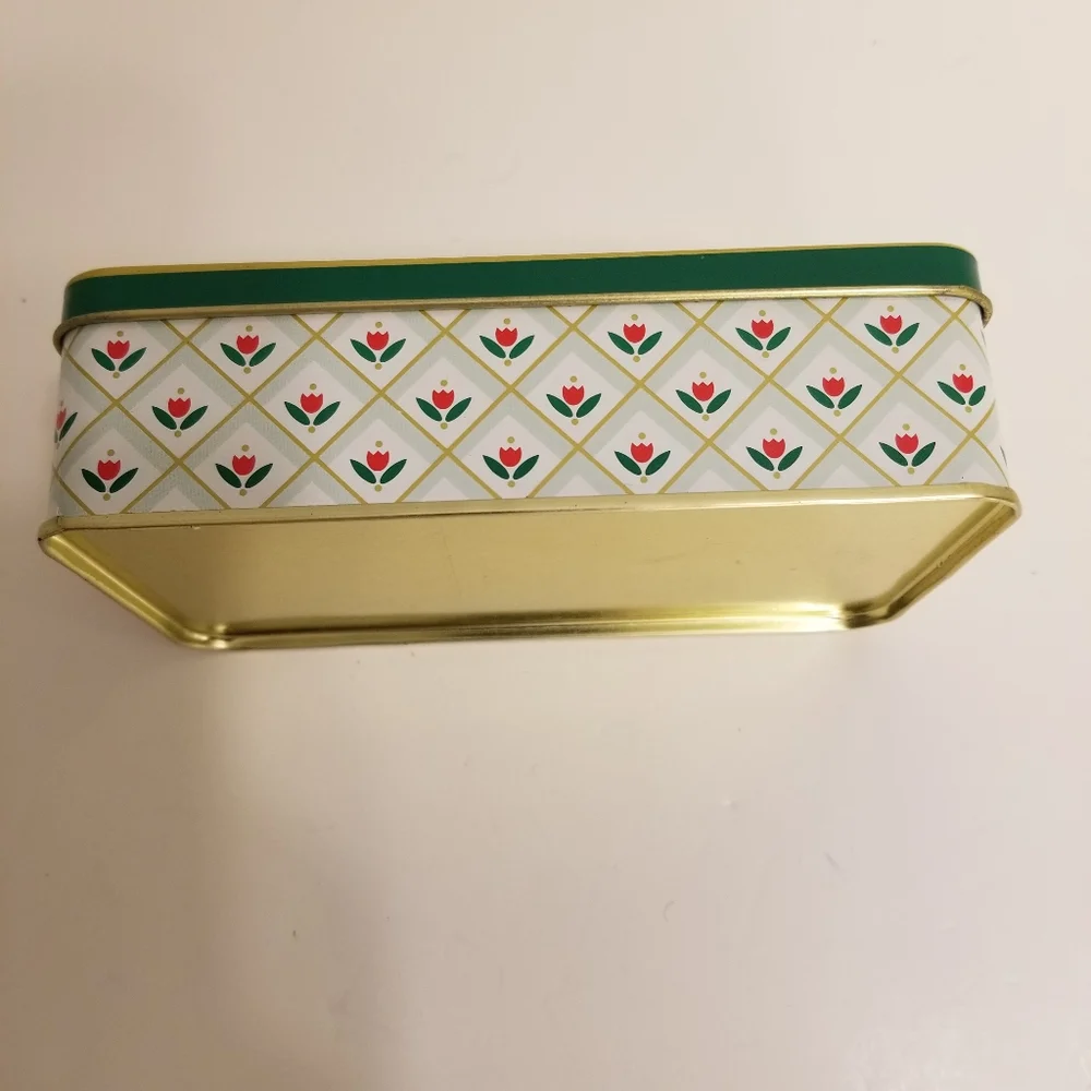 Charming Decorative Red/Green Tulip Floral Pattern Tin Box Easter, Christmas!